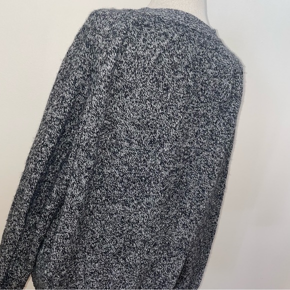 Vintage Marshall Fields 100% New Wool Scotland Gray Cardigan Sweater Size Large - Picture 9 of 14